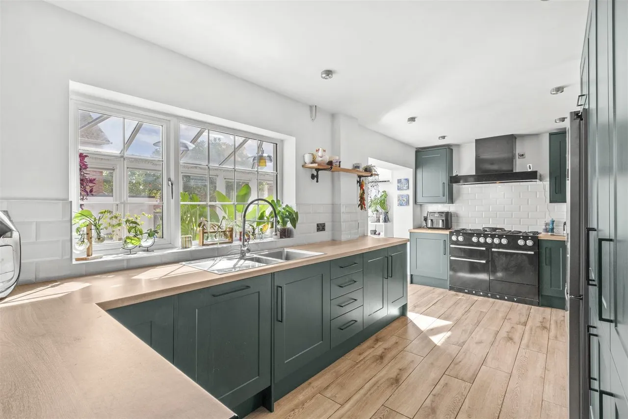 Selwood Way, Downley, HP13, photo 3