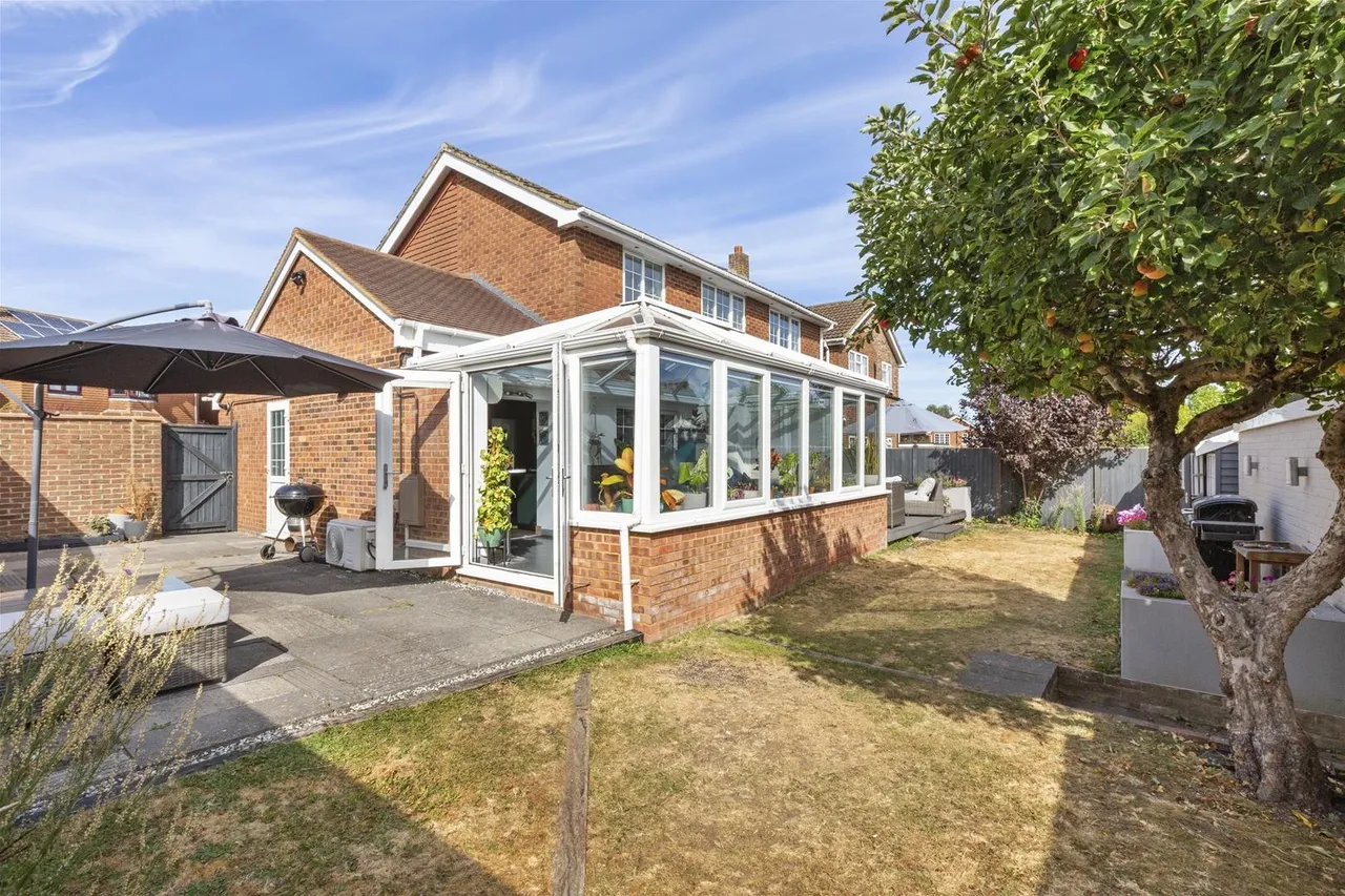 Selwood Way, Downley, HP13, photo 23