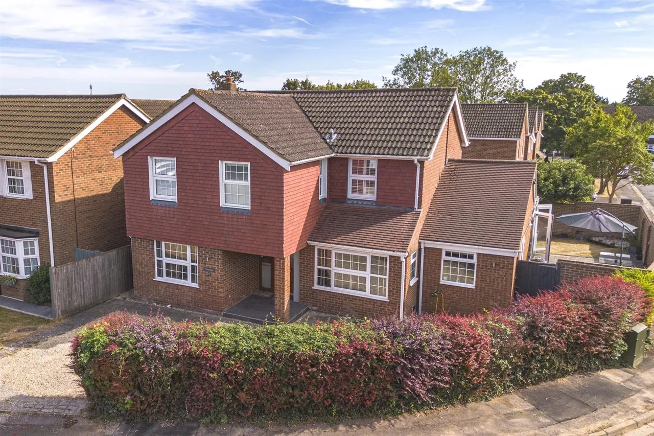 4 bed house for sale, Selwood Way, Downley, HP13