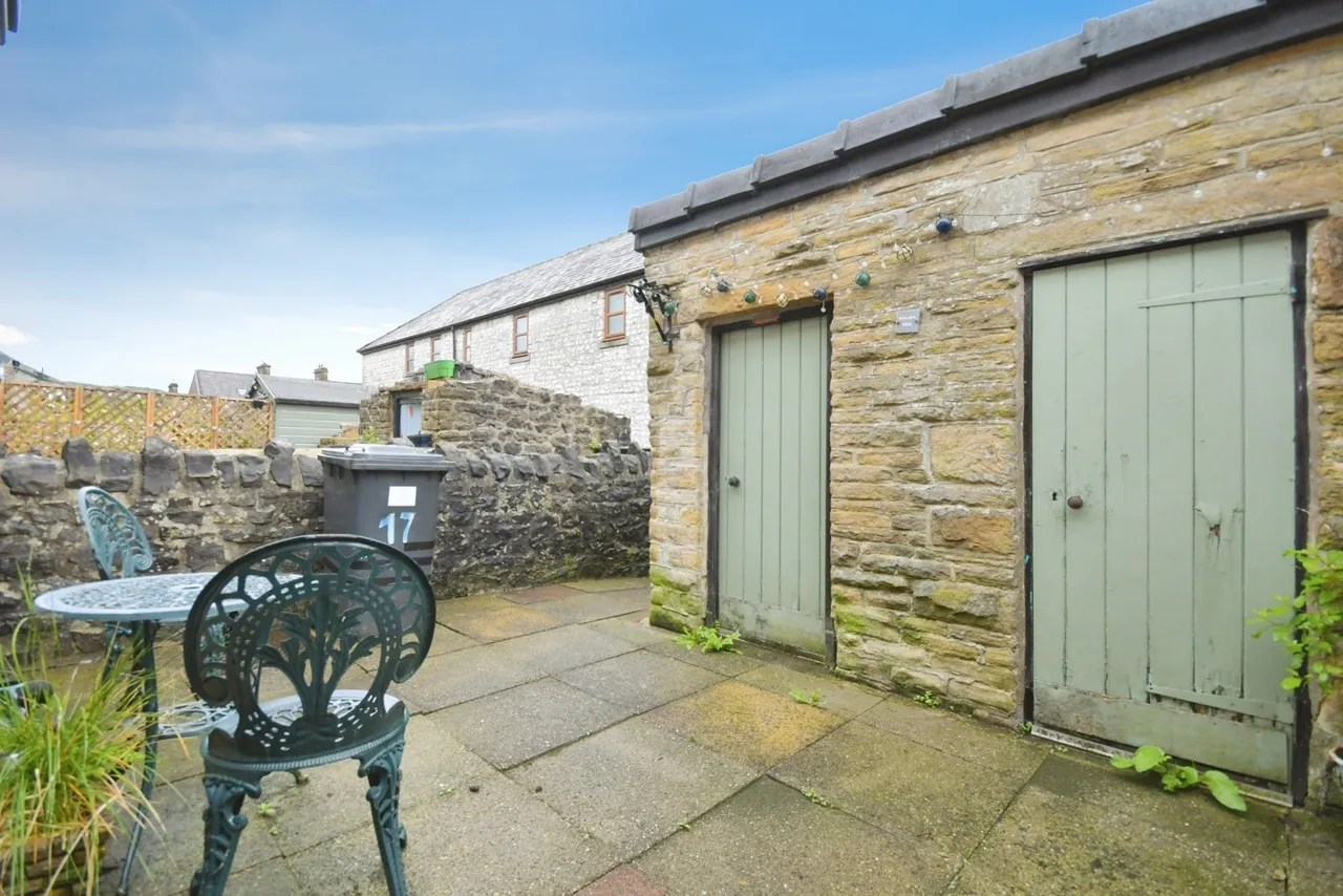 New Market Street, Buxton, Derbyshire, SK17, photo 18