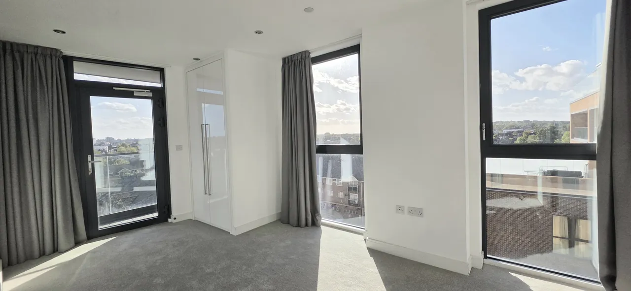 Montrose Crescent, Wembley, HA0, photo 4
