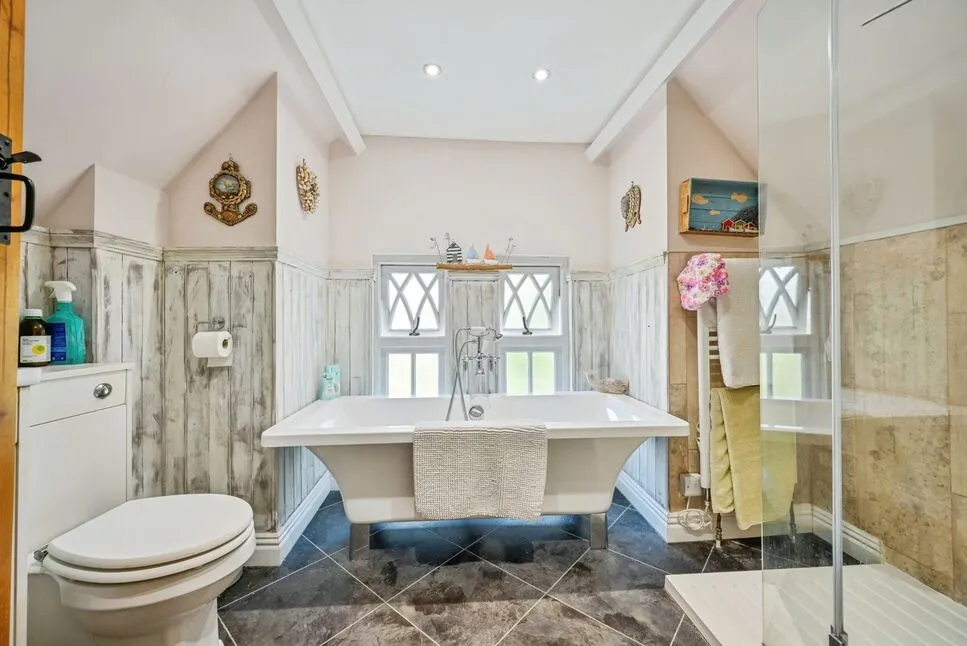 Wincote Lane, Eccleshall, ST21, photo 18