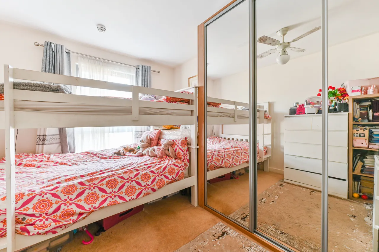 2 Fielding House, 45 Cairns Avenue, London, photo 8