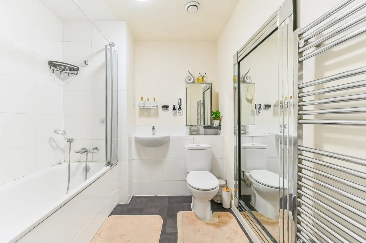 2 Fielding House, 45 Cairns Avenue, London, photo 7