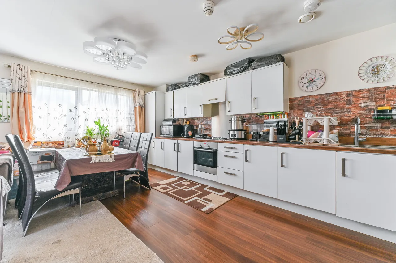 2 Fielding House, 45 Cairns Avenue, London, photo 5