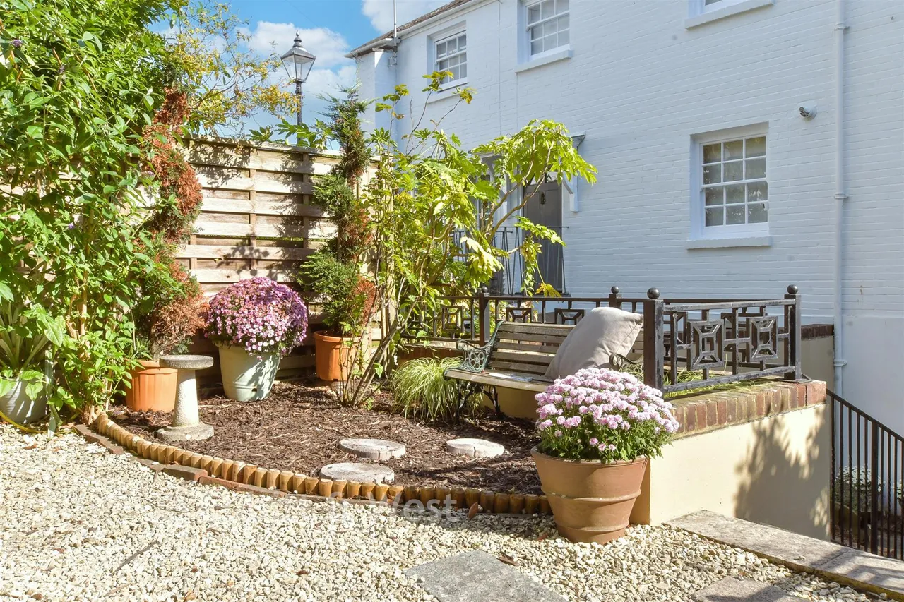 Surrey Street, Arundel, BN18, photo 14