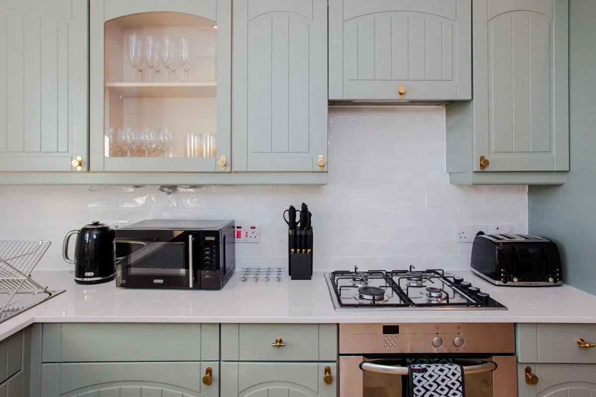 Sparkford Gardens, London, N11, photo 26