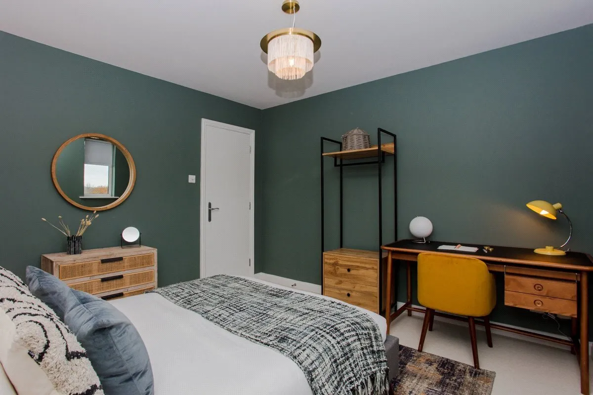 Sparkford Gardens, London, N11, photo 32