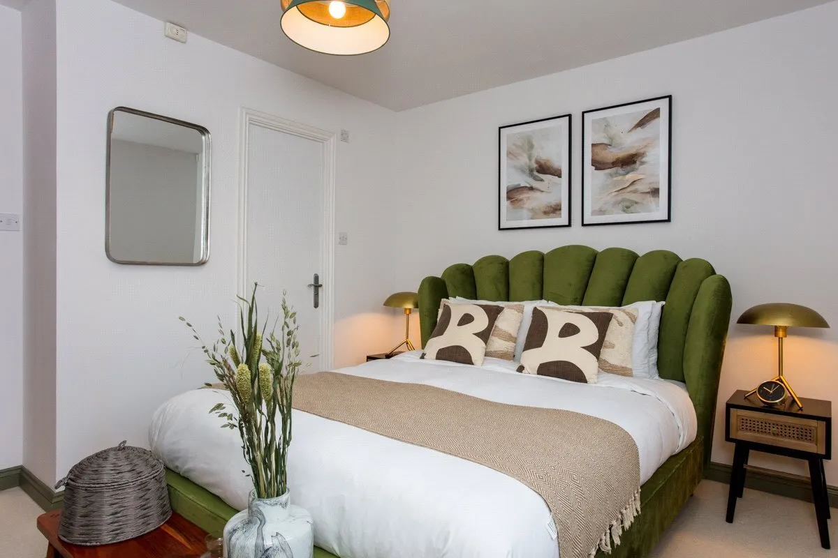 Sparkford Gardens, London, N11, photo 12