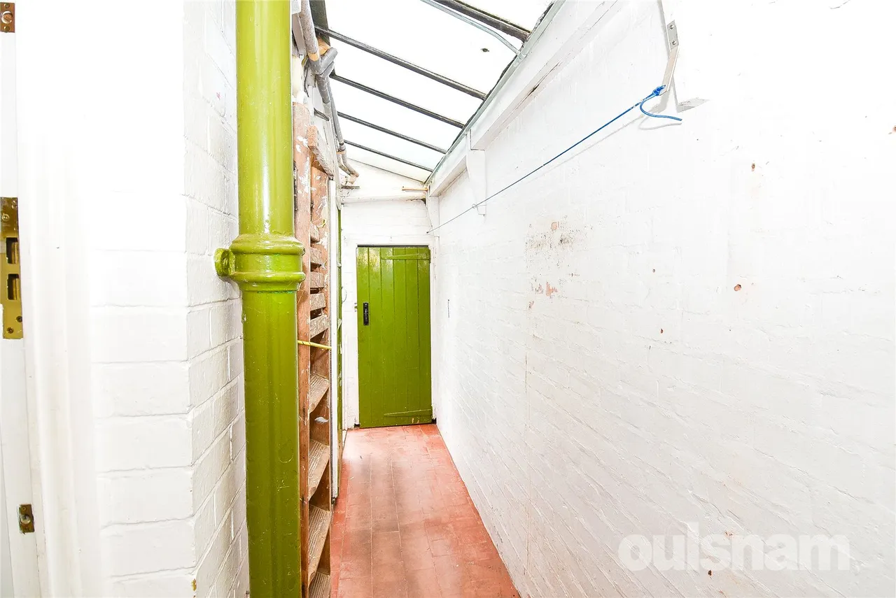 Dulvern Grove, Kings Heath, Birmingham, West Midlands, B14 6LX, photo 11