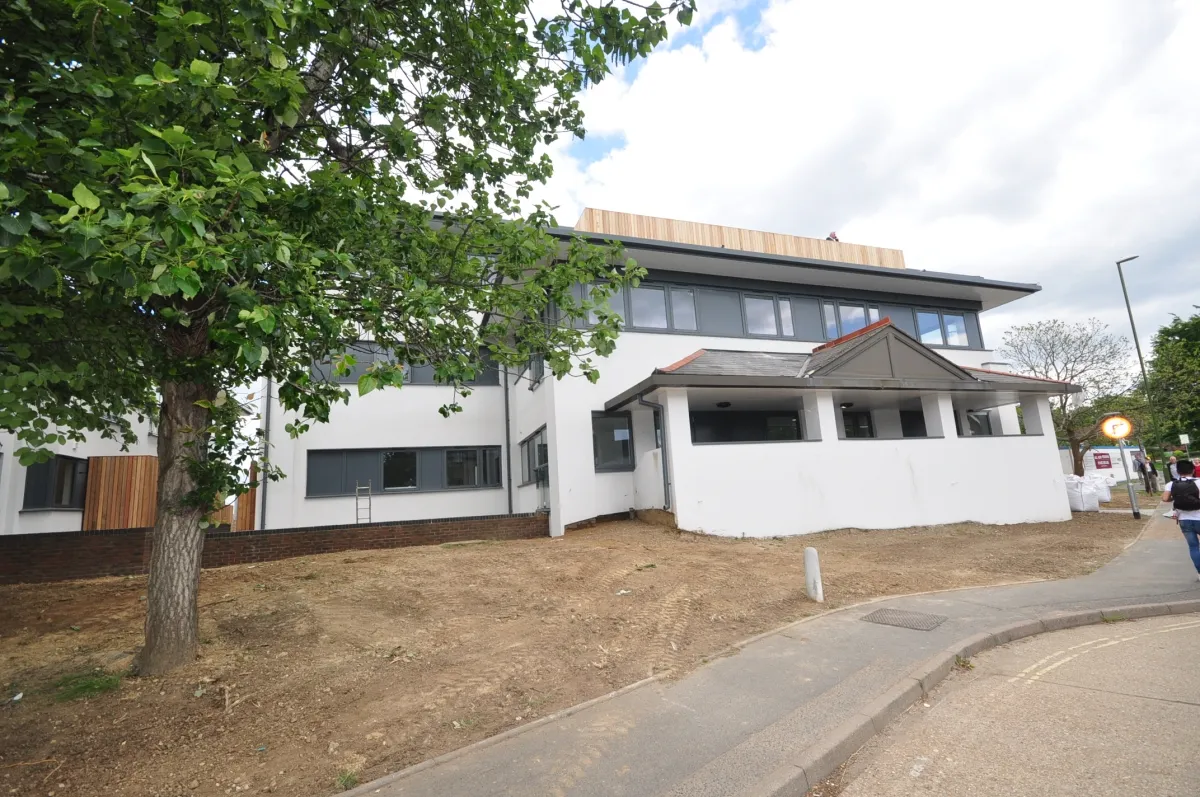 Horsham Gates North Street, RH13, photo 7
