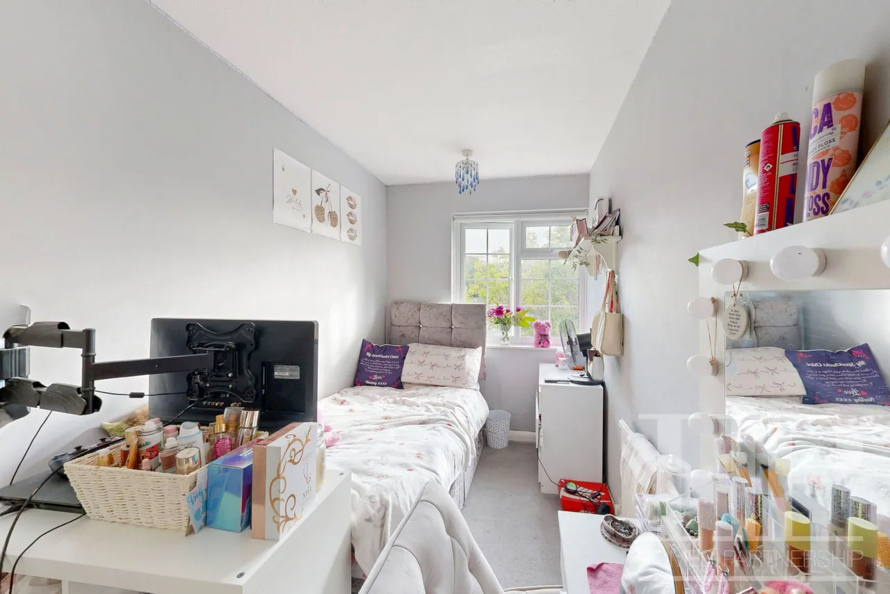 Sheppey Close, Crawley, RH11, photo 14