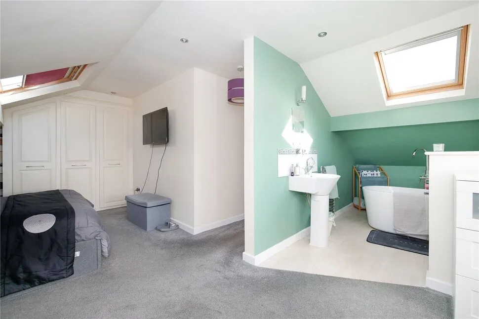 West View Avenue, Shipley, West Yorkshire, BD18, photo 10