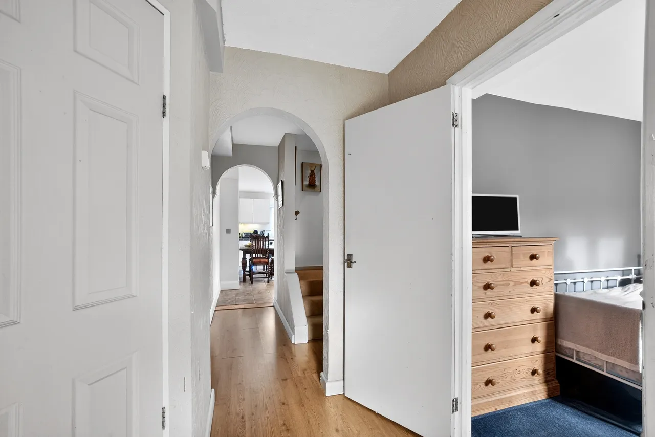 Radnor Park, Corston, SN16, photo 17