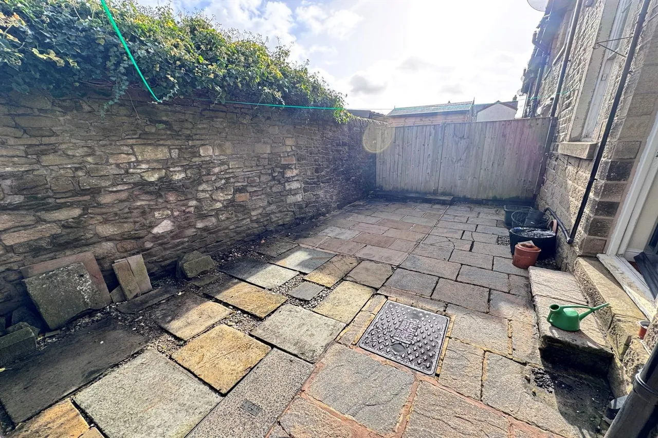 Market Street, High Peak, photo 18