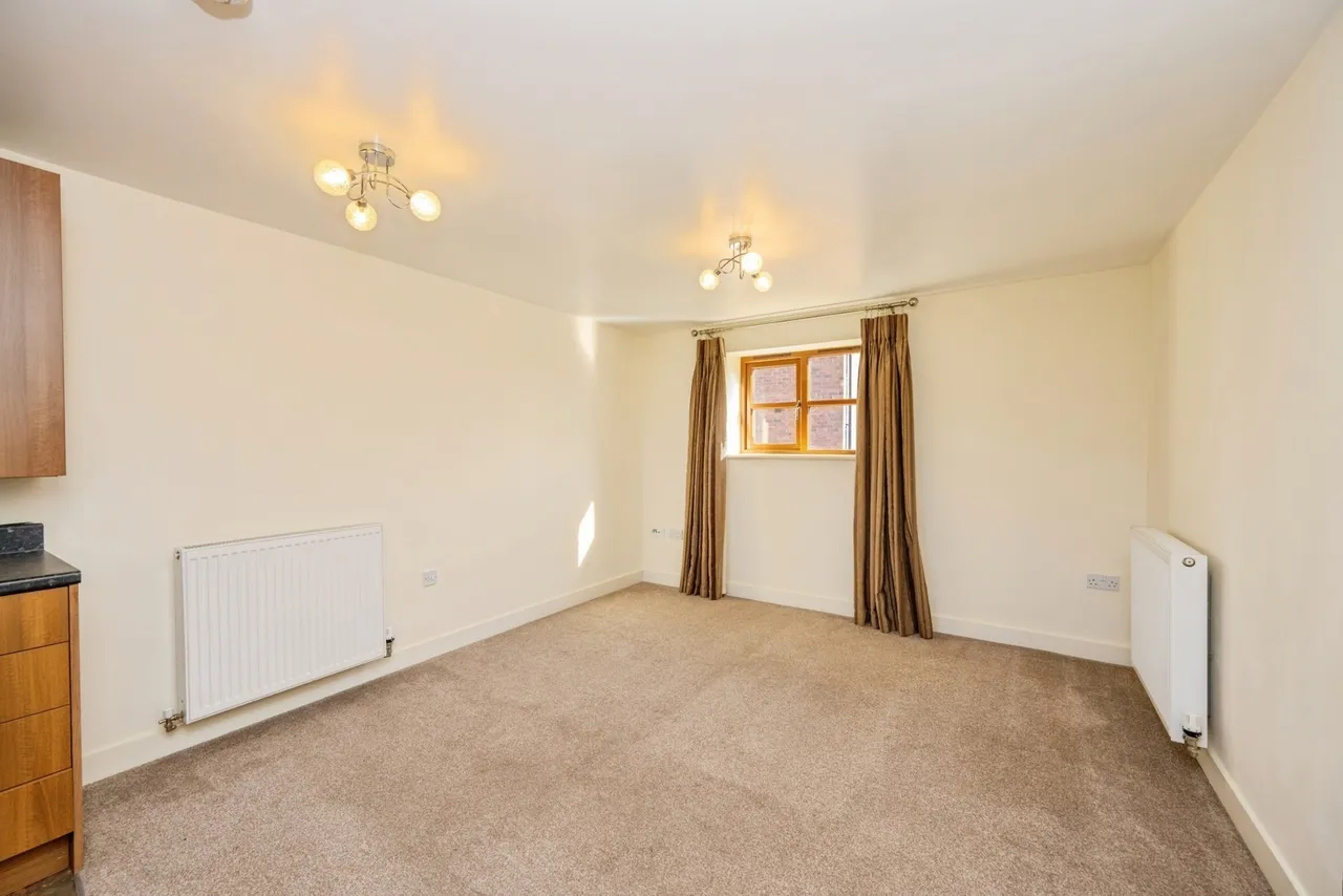 Arden Mews, Kingsbury, B78, photo 7