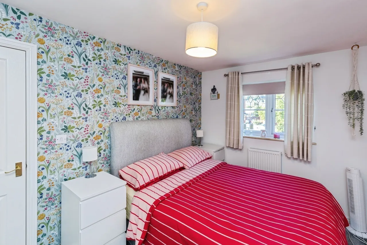 Alyn Road, Gwersyllt, LL11, photo 8