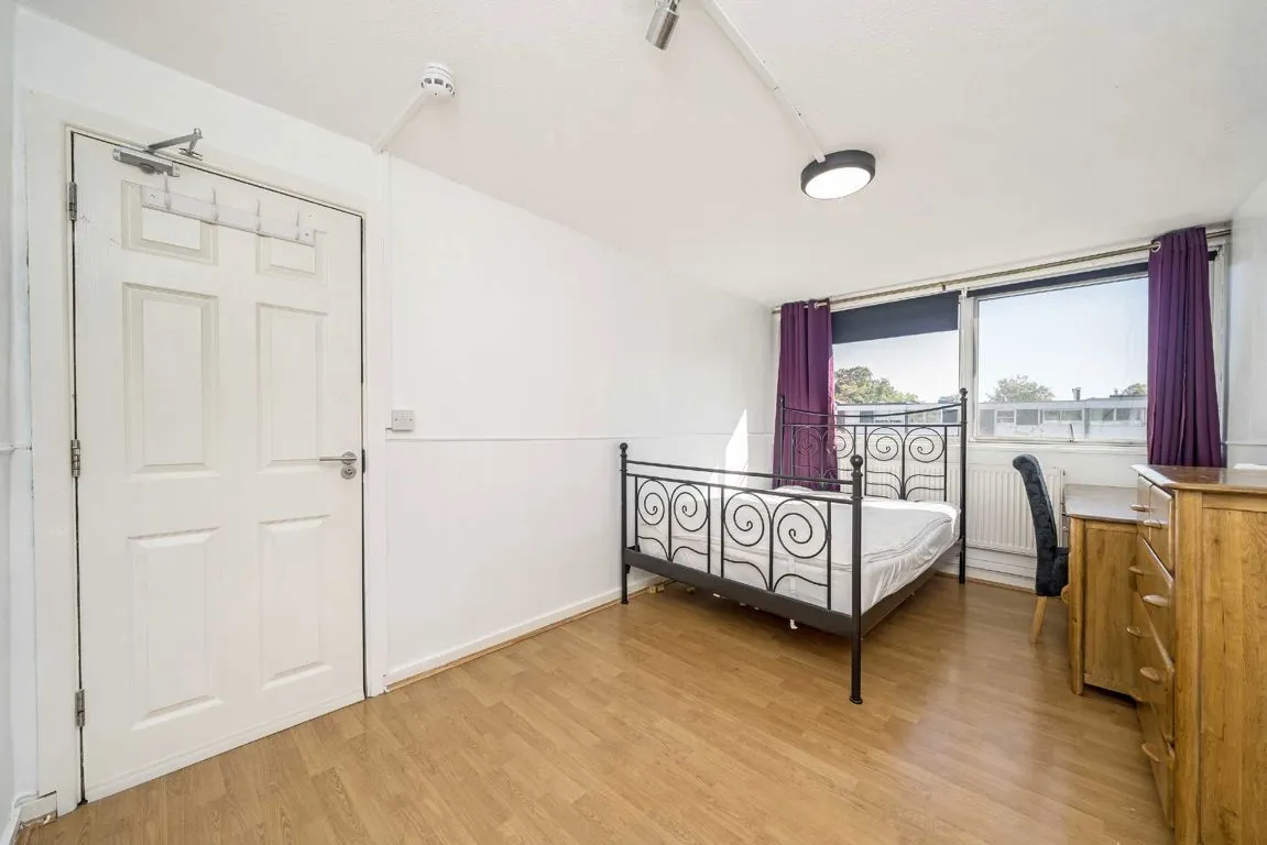 The Hamlet, SE5, photo 6