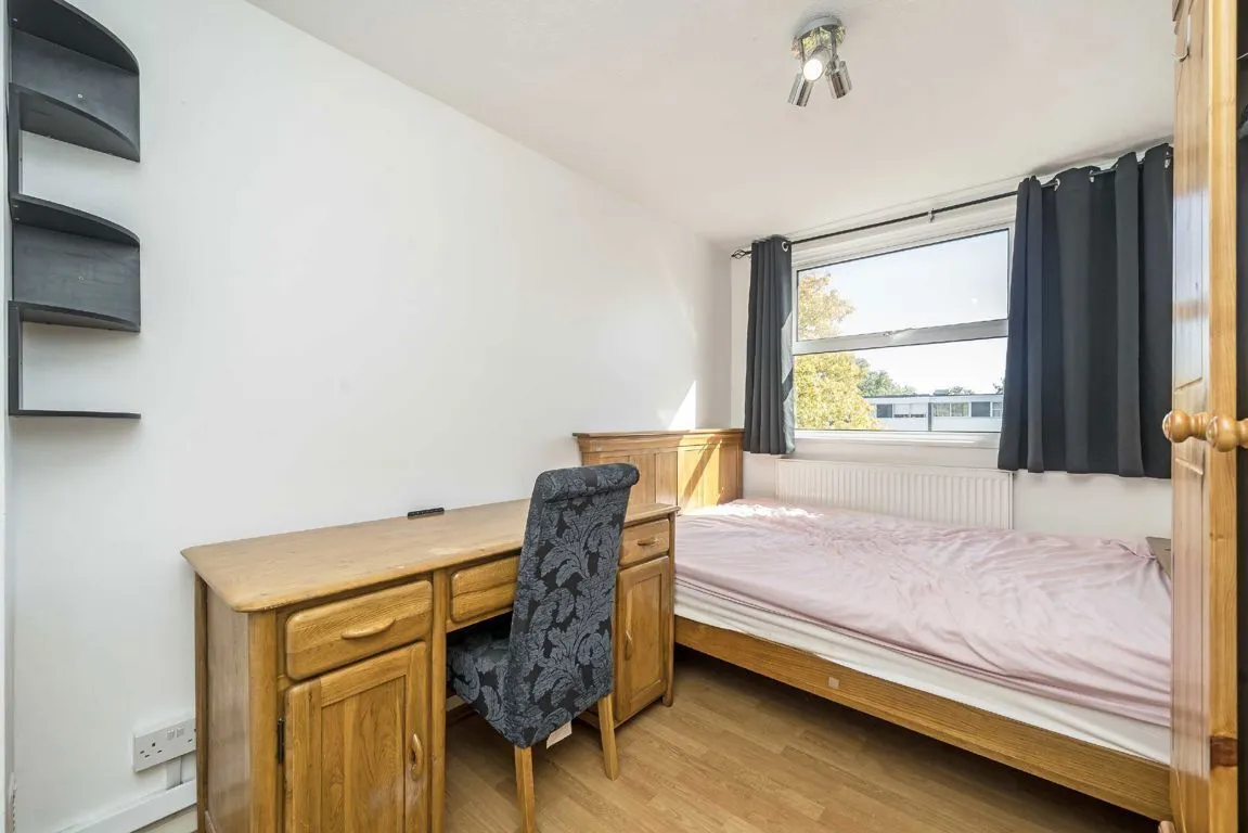 The Hamlet, SE5, photo 7