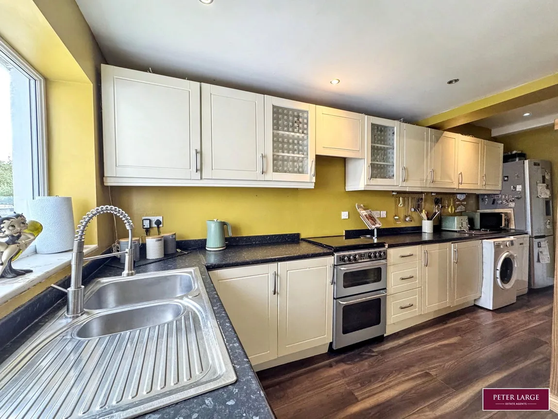 Handsworth Crescent, Rhyl, Denbighshire, LL18 4HP, photo 5
