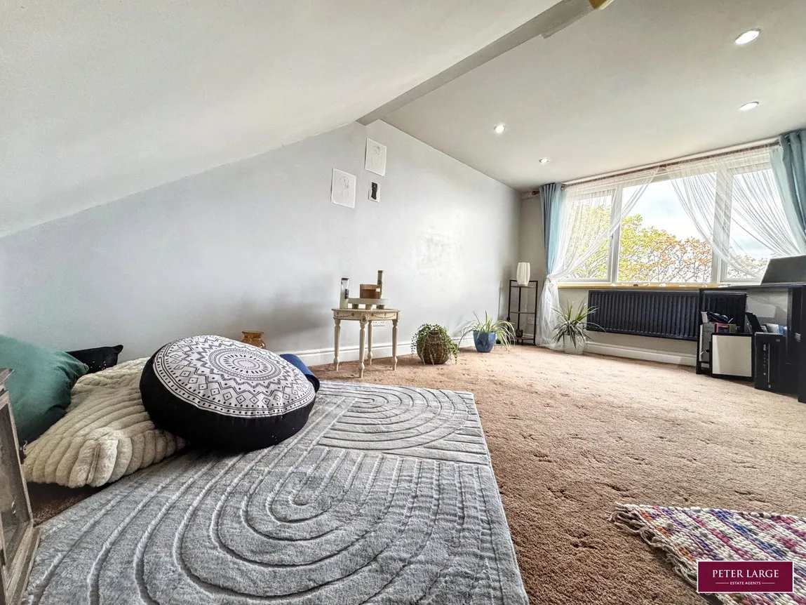 Handsworth Crescent, Rhyl, Denbighshire, LL18 4HP, photo 13