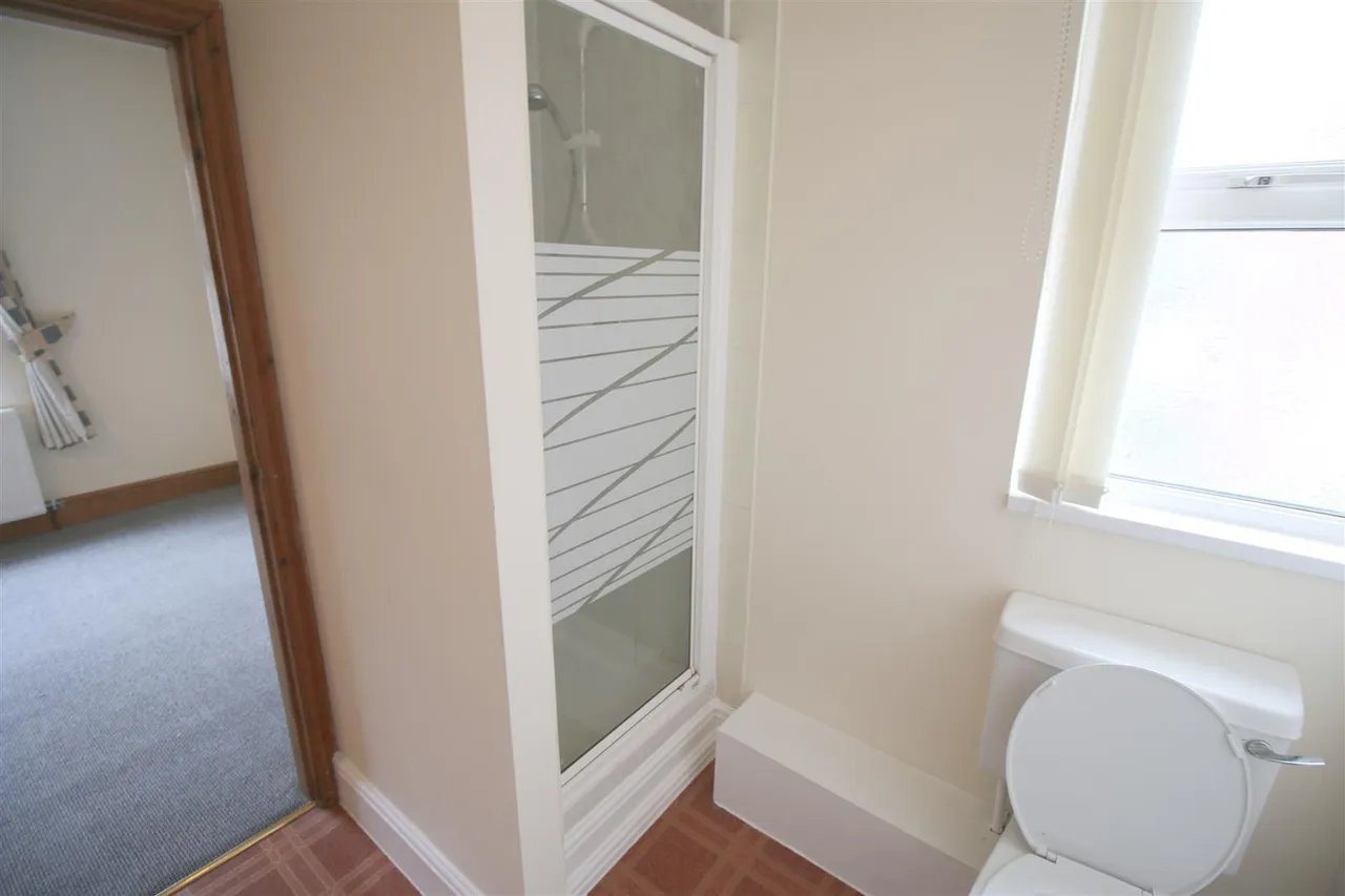 Gladstone Road, Chester, Chester, CH1 4BY, photo 3