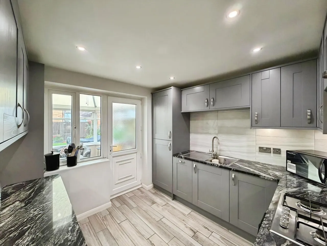 Cavendish Avenue, Pontefract, WF8, photo 6
