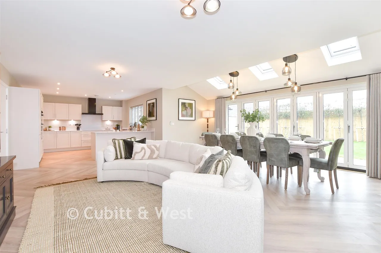 Wittering Place, West Wittering, PO20, photo 4