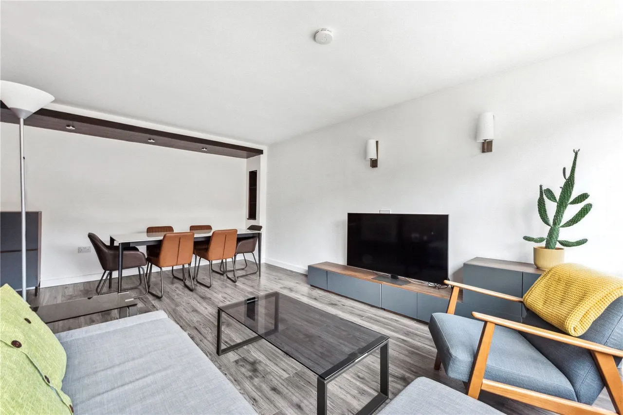 2 bed flat for sale — Park House, London, N4
