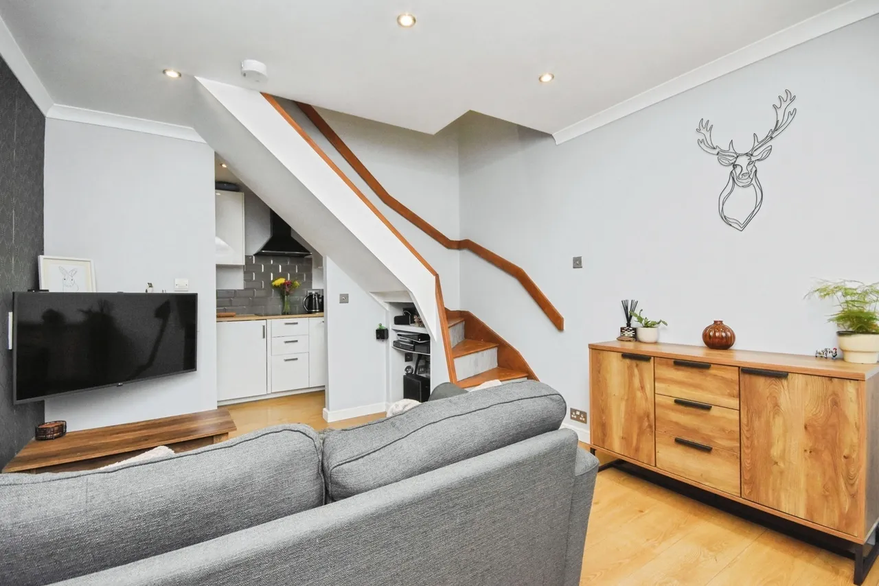 Rectory Road, Pitsea, Basildon, Essex, SS13, photo 3