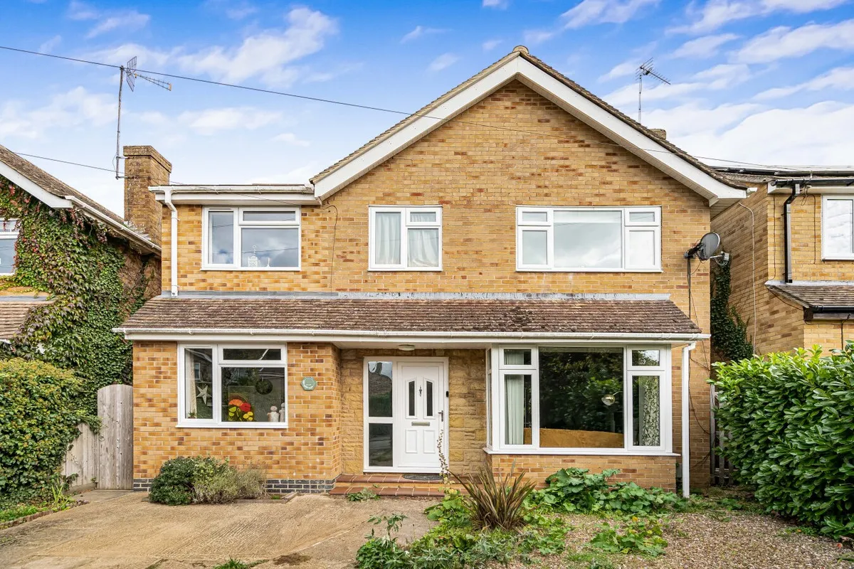 4 bed house for sale, Isis Close, Long Hanborough