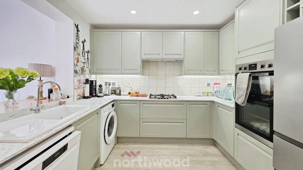 Pembroke Rise, Scawsby, DN5, photo 10