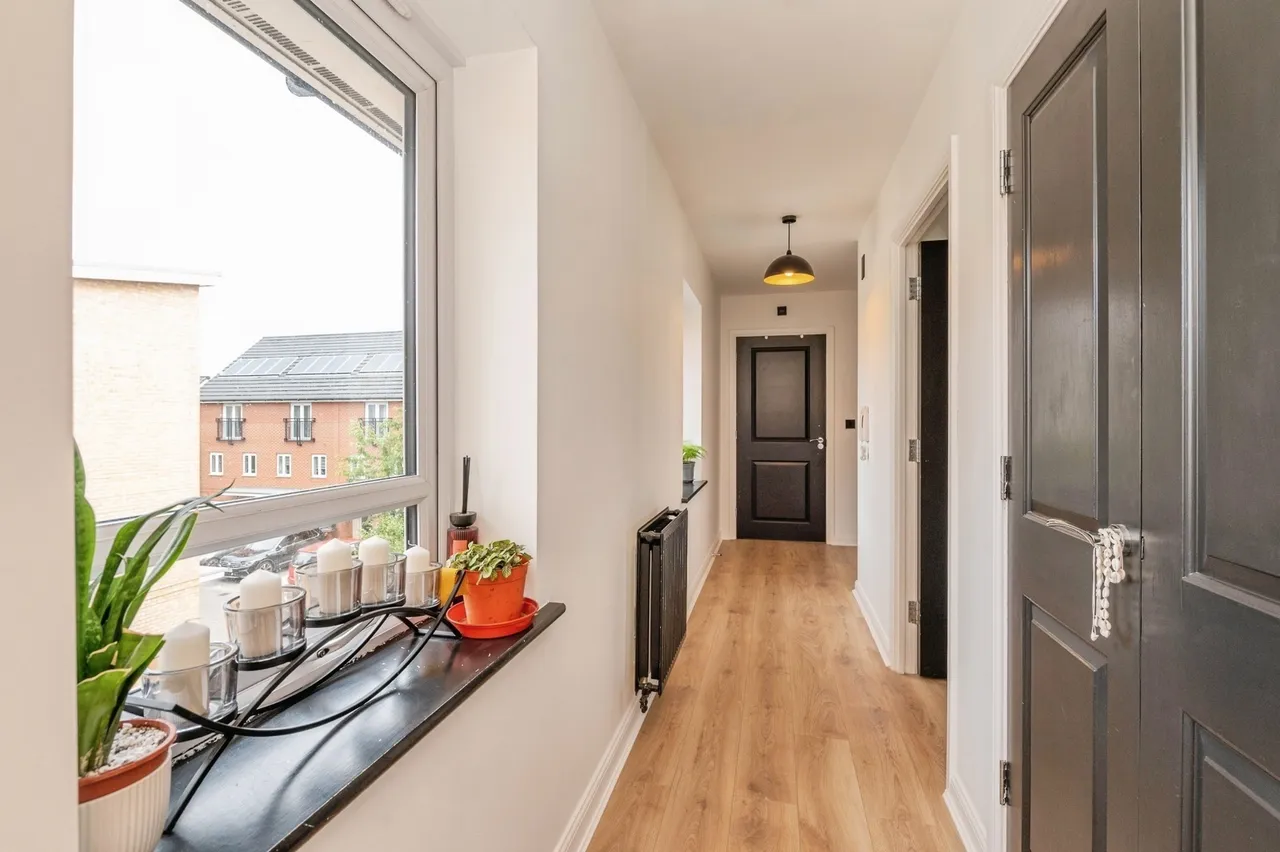 Gumley Road, Grays, Essex, RM20, photo 6