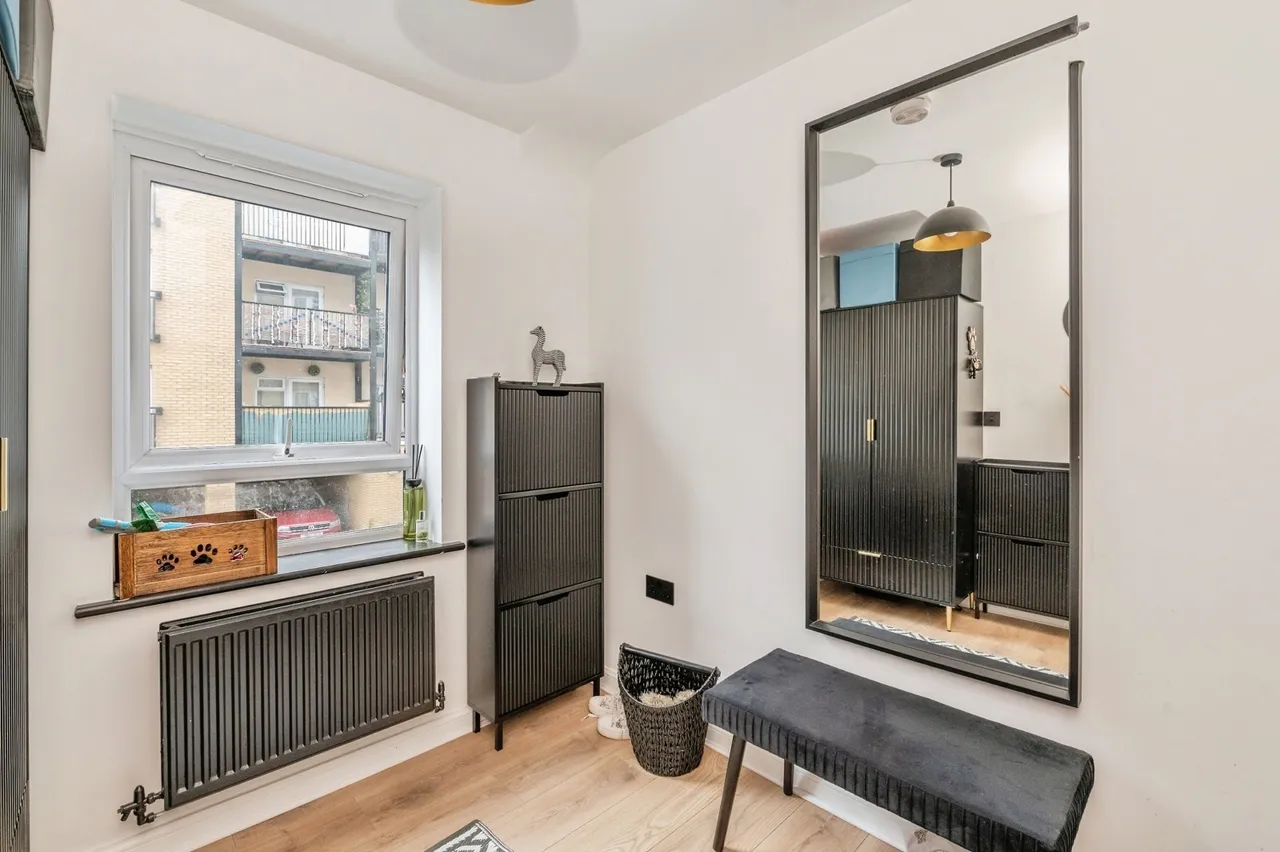 Gumley Road, Grays, Essex, RM20, photo 5