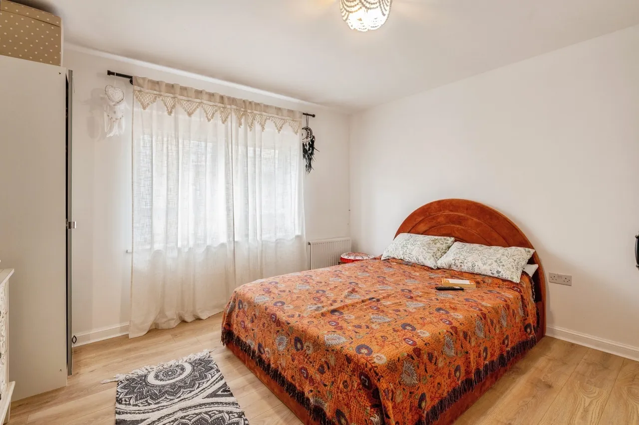 Gumley Road, Grays, Essex, RM20, photo 16