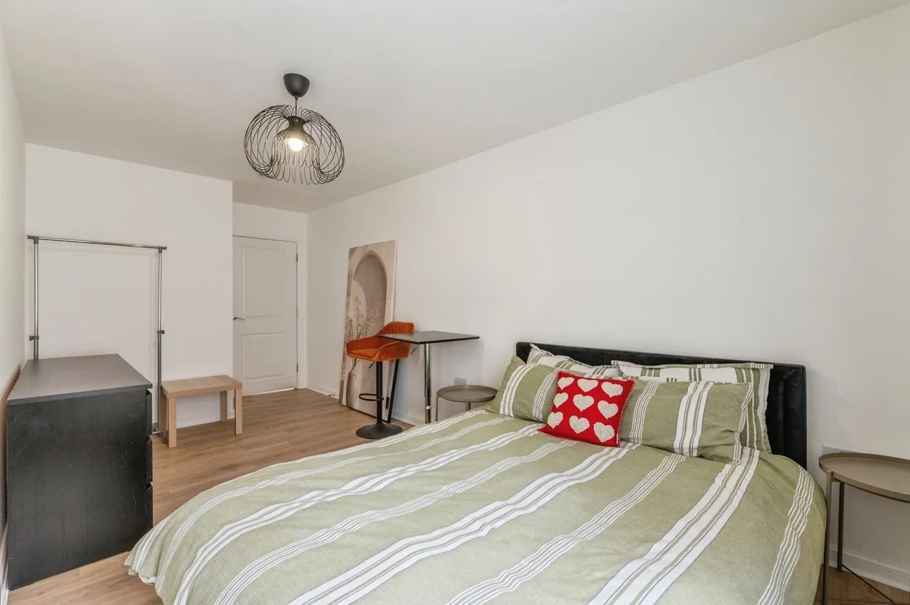 Gumley Road, Grays, Essex, RM20, photo 13