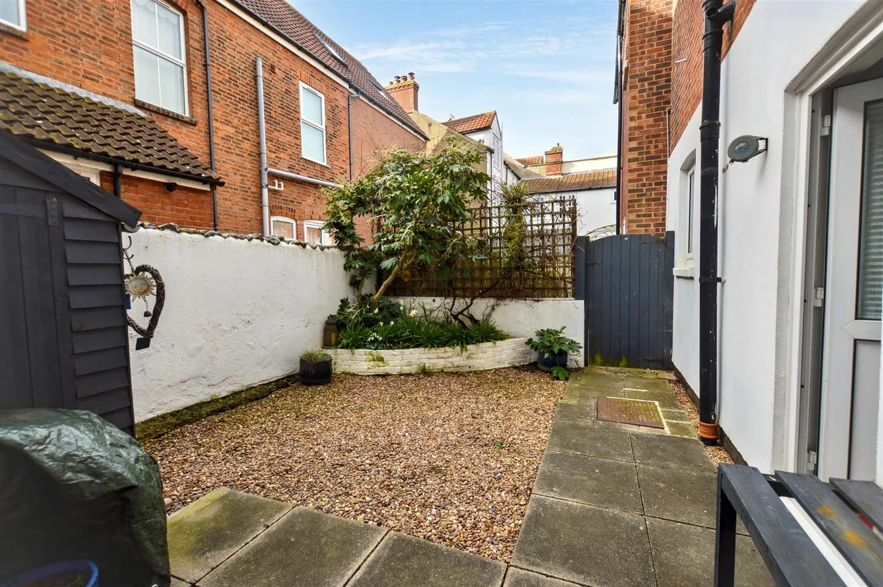 West Cliff, Sheringham, NR26, photo 17