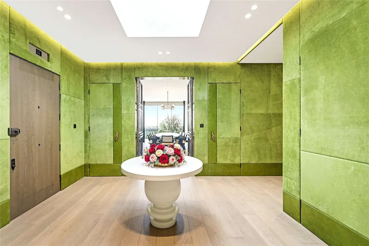 Novel House, 29 New End, London, NW3 1JD, photo 6