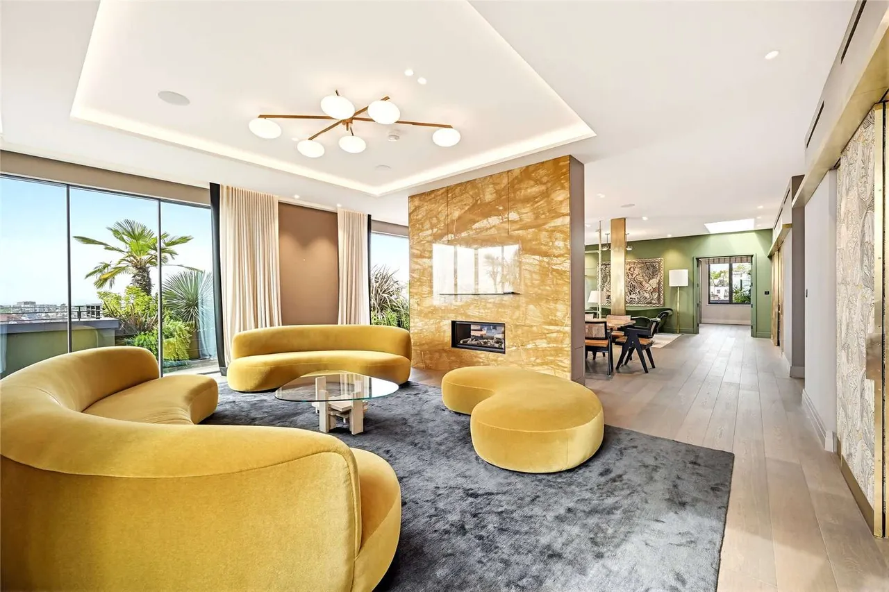 4 bed new development to rent — Novel House, 29 New End, London, NW3 1JD