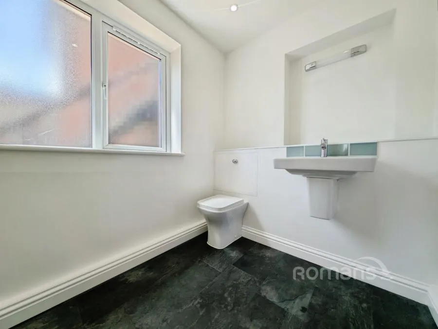 St. Marys Place, Farnham, GU9, photo 8