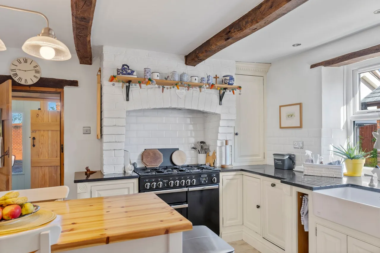 Brow Farm Cottage, Marsh Brook Close, Warrington, Rixton, WA3 6LR, photo 10