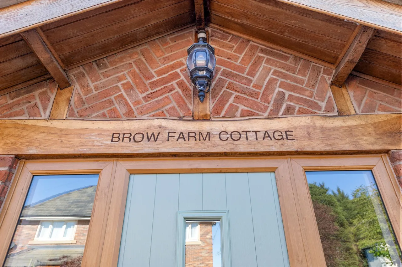 Brow Farm Cottage, Marsh Brook Close, Warrington, Rixton, WA3 6LR, photo 6