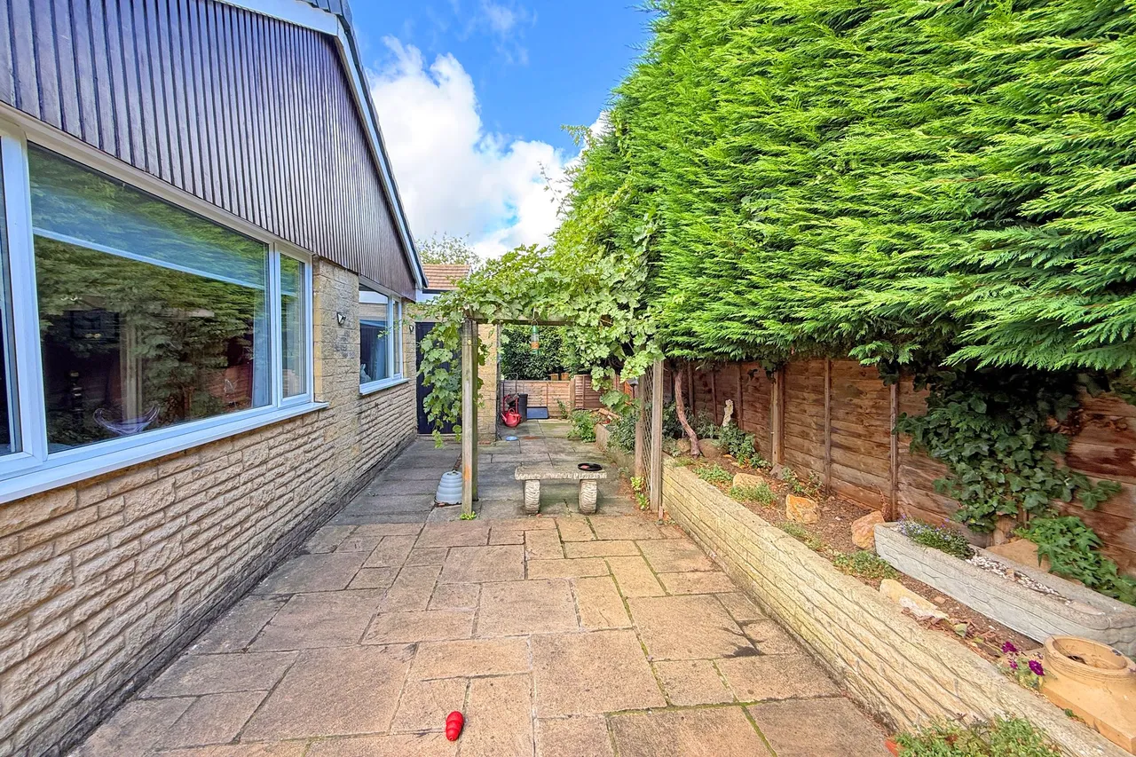 Park Square, Pool In Wharfedale, LS21, photo 8