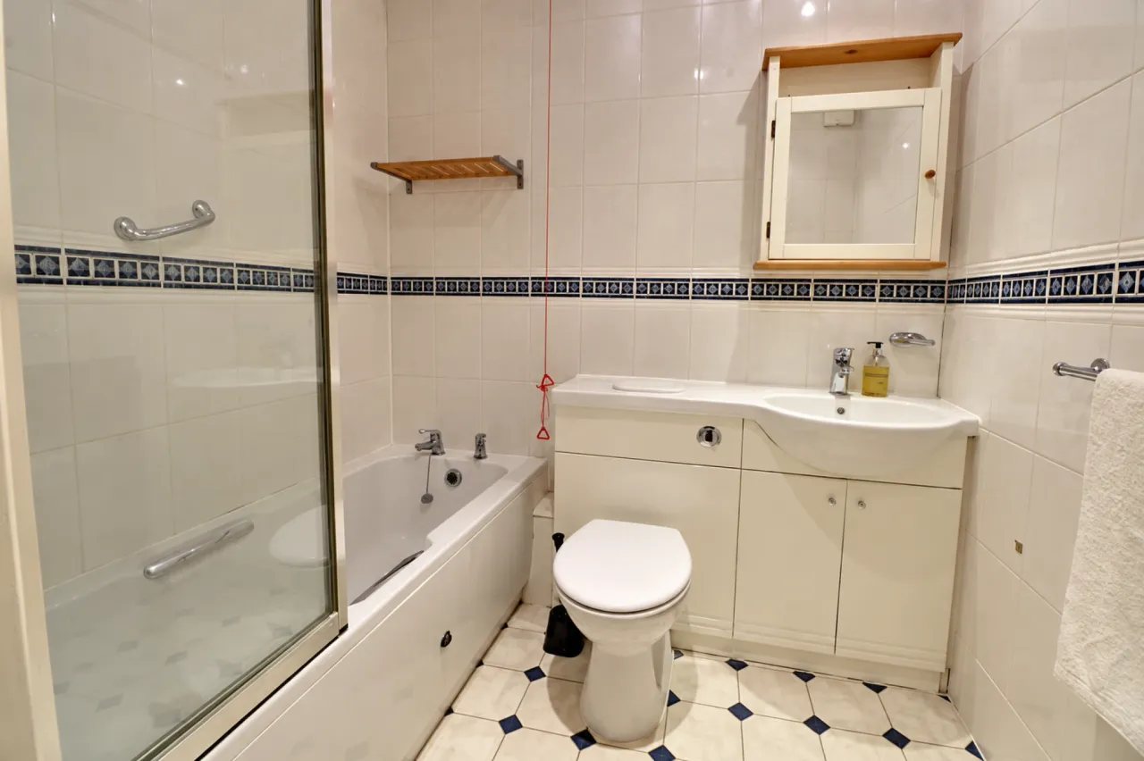 Sandbach Road South, Alsager, photo 9