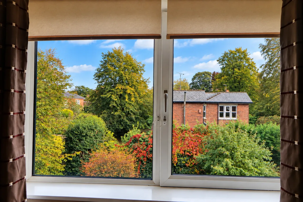 Sandbach Road South, Alsager, photo 10