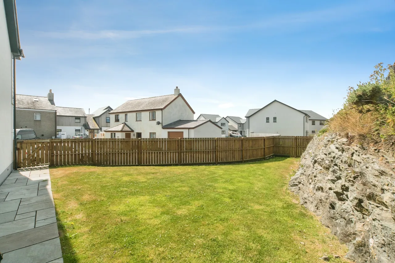 Garreg Fawr, Trearddur Bay, LL65, photo 5