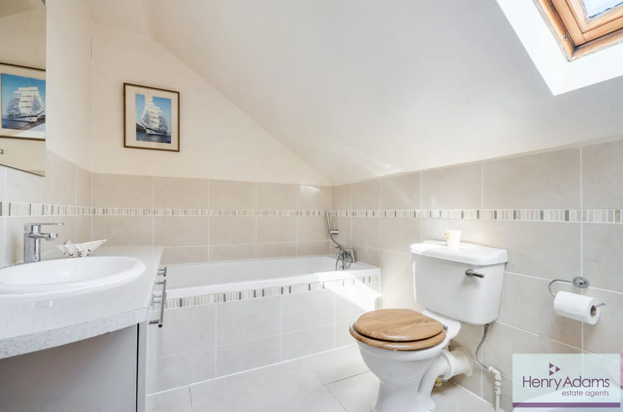 Kidmore Lane, Denmead, PO7, photo 18