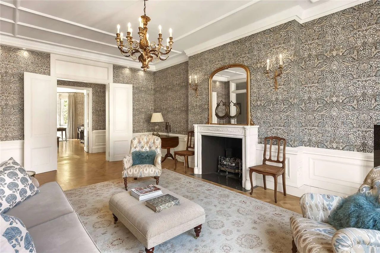 Sloane Court West, London, SW3 4TB, photo 4