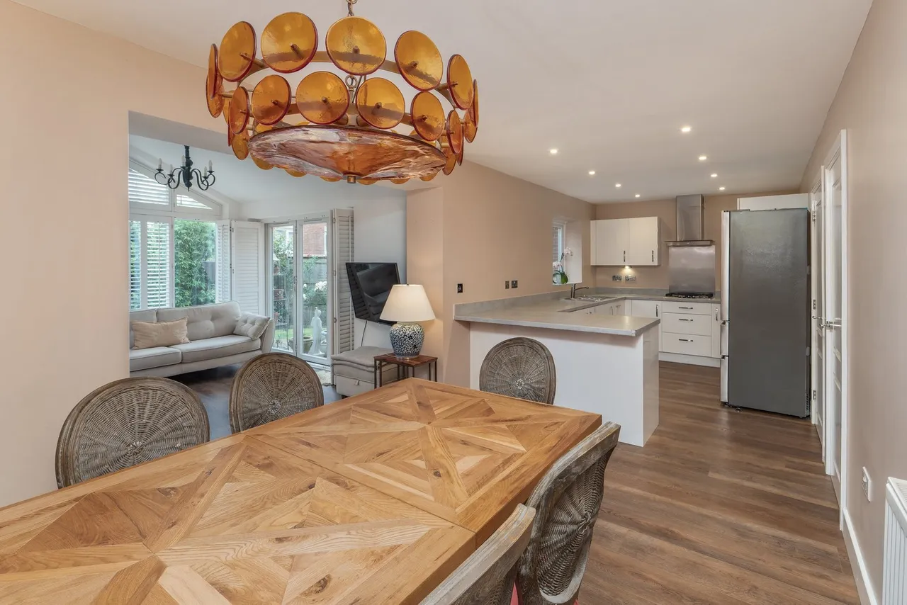 Moborn Close, Tytherington, SK10, photo 2