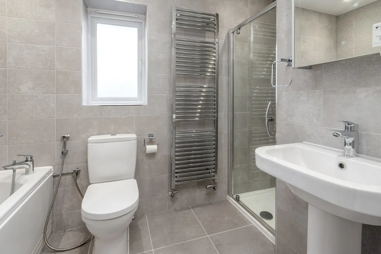 Moborn Close, Tytherington, SK10, photo 13